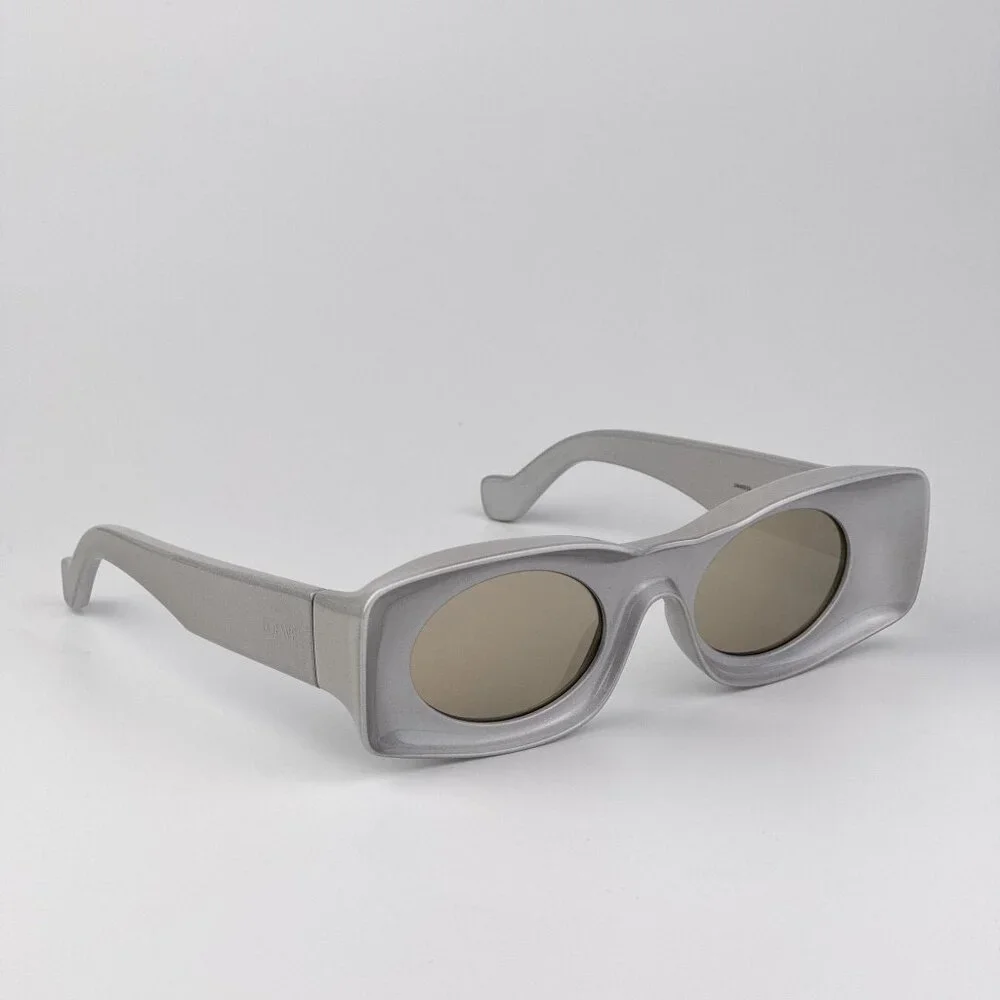 Loewe Paula’s Ibiza LW40033I Sunglasses – Sparkle Metallic Grey | Model LW40033I